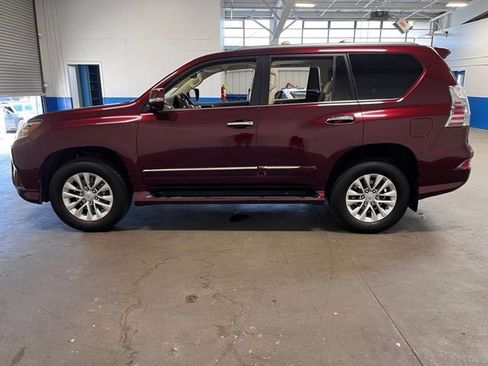 Used 2017 Lexus GX 460 Premium w/ Premium Package AWD/4WD image 6