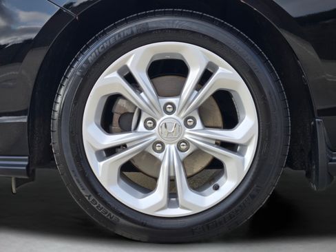 Certified 2025 Honda Accord LX image 31
