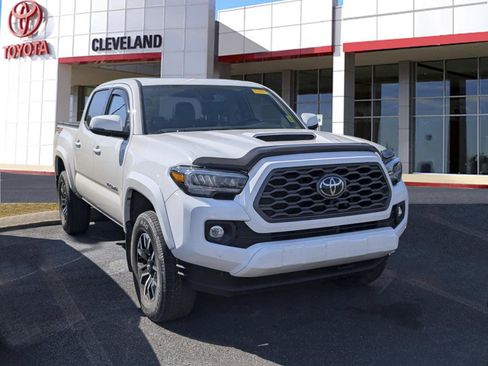 Used 2023 Toyota Tacoma TRD Sport w/ TRD Premium Sport Package AWD/4WD image 2