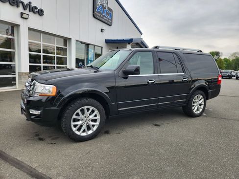 Used 2017 Ford Expedition EL Limited w/ Equipment Group 301A AWD/4WD image 6