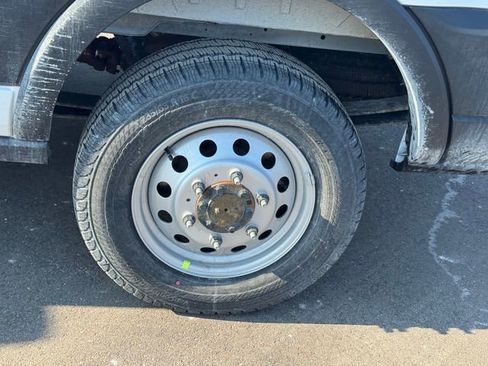 New 2026 Ford Transit 250 148 Medium Roof Extended AWD image 6