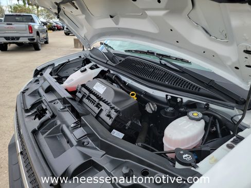 Used 2023 Chevrolet Express 2500 w/ Driver Convenience Package image 29