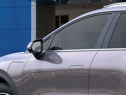 New 2026 Chevrolet Equinox EV LT image 12