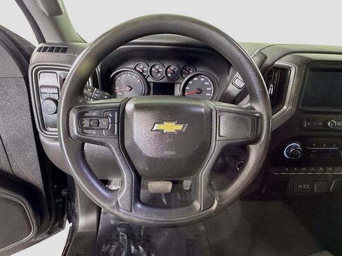 Used 2022 Chevrolet Silverado 1500 Custom image 13
