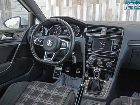 Used 2018 Volkswagen GTI S FWD image 15