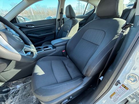 Used 2025 Nissan Altima 2.5 SV image 27