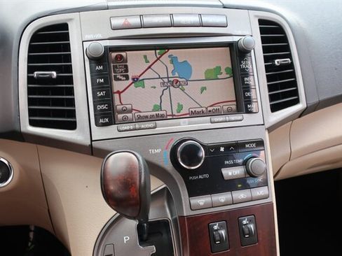 Used 2010 Toyota Venza FWD image 20