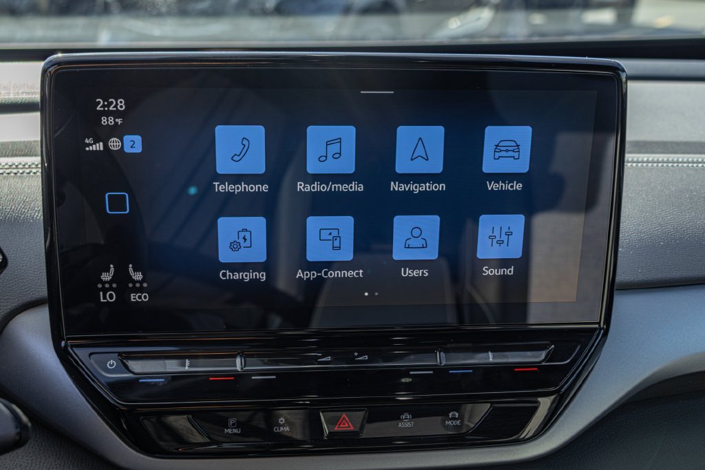 Certified 2023 Volkswagen ID.4 Pro RWD image 18