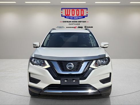 Used 2020 Nissan Rogue SV w/ Premium Package FWD image 6