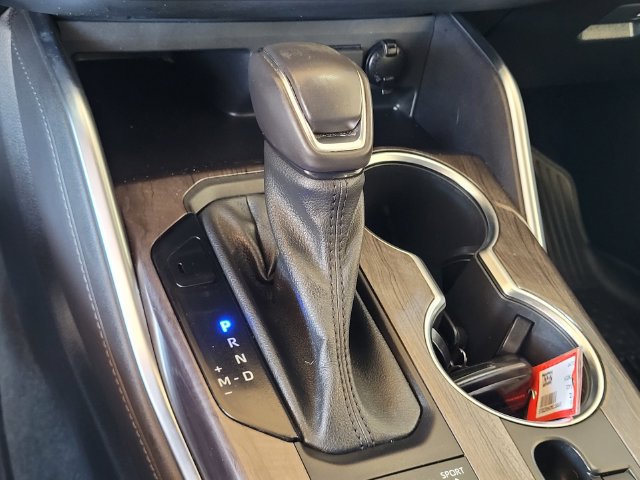 Certified 2021 Toyota Highlander Limited AWD/4WD image 23