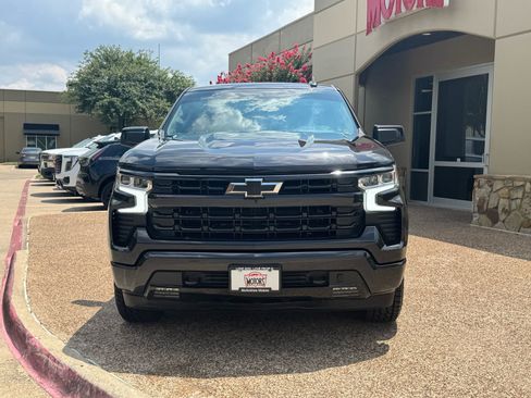 Used 2024 Chevrolet Silverado 1500 RST RWD image 5