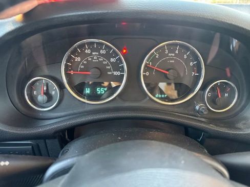 Used 2014 Jeep Wrangler Unlimited Rubicon w/ Dual Top Group image 21