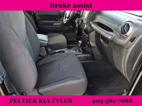 Used 2018 Jeep Wrangler Sport image 14