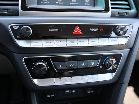 Used 2019 Hyundai Sonata SE FWD image 23