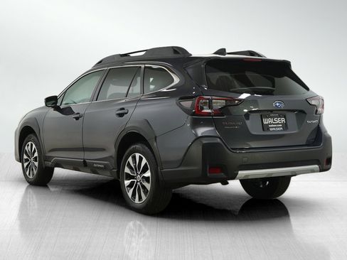Used 2023 Subaru Outback Limited image 3