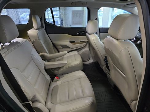 Used 2019 GMC Acadia Denali w/ Technology Package image 44