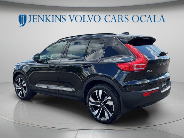 New 2026 Volvo XC40 B5 Plus w/ Climate Package AWD/4WD image 5