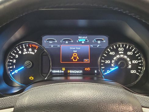 Used 2017 Ford F150 Lariat w/ Equipment Group 502A Luxury image 23