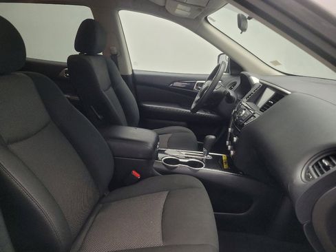 Used 2020 Nissan Pathfinder S FWD image 21