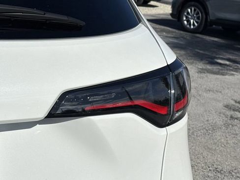New 2026 Honda HR-V LX image 17