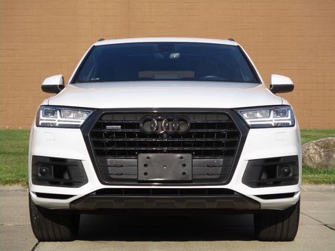 Used 2017 Audi Q7 3.0T Prestige w/ Prestige Package image 3