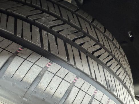 New 2026 BMW iX xDrive45 image 28