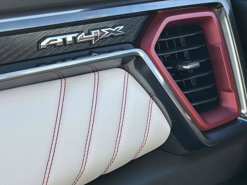 Used 2024 GMC Canyon AT4X image 28