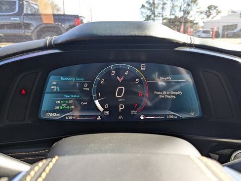 Used 2023 Chevrolet Corvette Stingray Premium Conv w/ Z51 Performance Package image 19