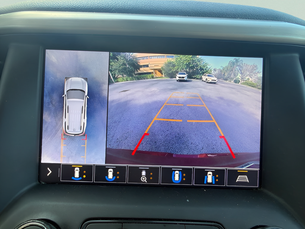 Used 2020 GMC Acadia Denali w/ Technology Package FWD image 20