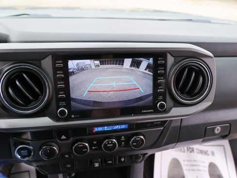 Certified 2023 Toyota Tacoma TRD Off-Road image 48