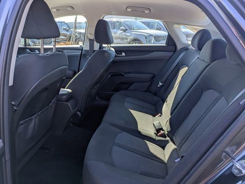 Used 2022 Kia K5 LXS image 12