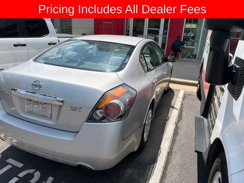 Used 2012 Nissan Altima 2.5 S FWD image 5