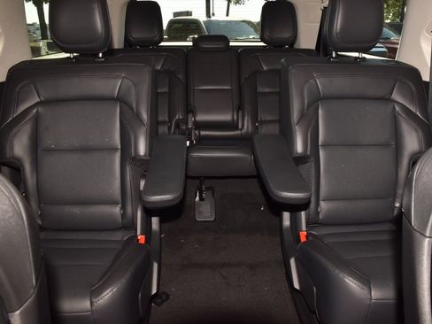 New 2025 Lincoln Navigator L Reserve image 21