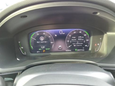 Certified 2025 Honda Civic Sport Touring image 28