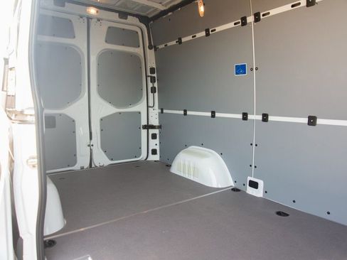 Used 2024 Mercedes-Benz Sprinter 144 Cargo image 35