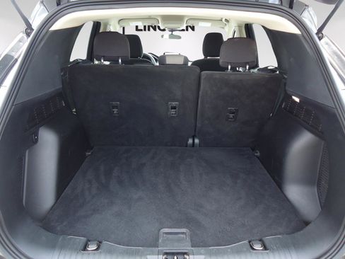 Used 2020 Ford Escape SE AWD/4WD image 28