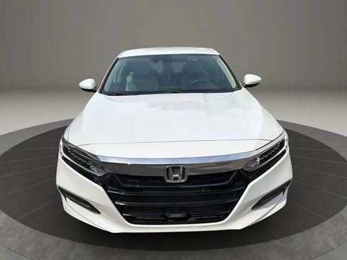 Used 2019 Honda Accord LX image 2