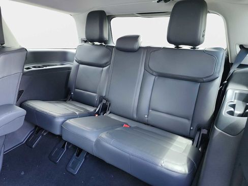 New 2026 Ford Expedition Active AWD/4WD image 16