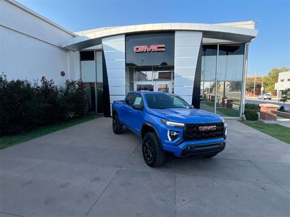 New 2025 GMC Canyon Elevation w/ Convenience Package