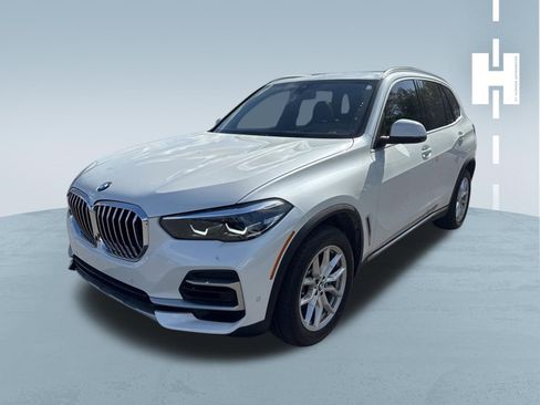 Used 2023 BMW X5 xDrive40i w/ Premium Package image 3