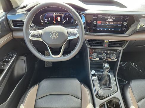Certified 2023 Volkswagen Taos SEL image 23