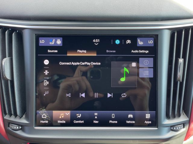 Used 2022 Maserati Levante Trofeo AWD/4WD image 33