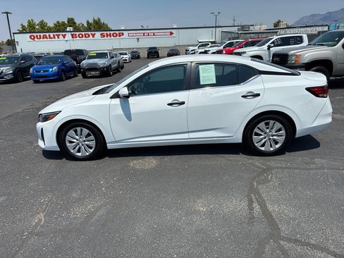 Used 2024 Nissan Sentra S FWD image 6