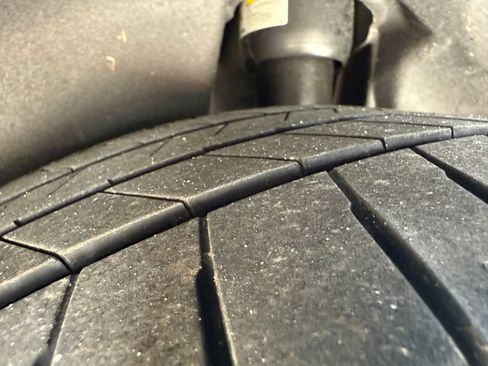 Used 2020 Lexus LS 500 w/ Interior Upgrade Package image 34