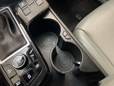 Used 2023 Kia Sportage X-Line w/ X-Line Premium Package image 11