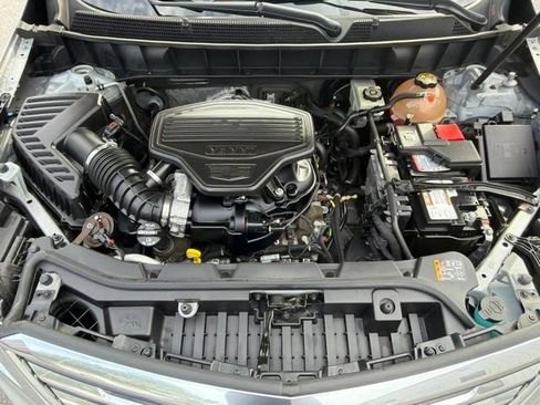 Used 2017 Cadillac XT5 FWD image 19