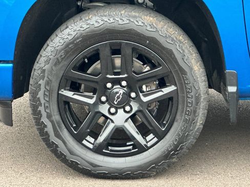 Used 2022 Chevrolet Silverado 1500 RST w/ Convenience Package II AWD/4WD image 23