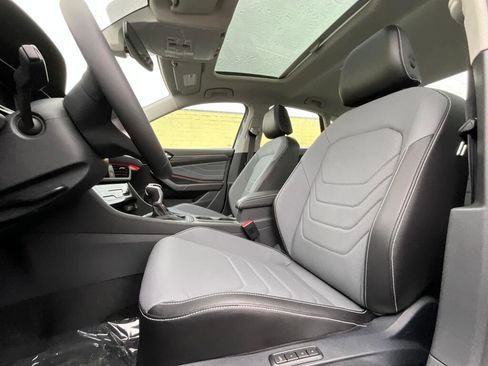 New 2026 Volkswagen Jetta SEL image 11