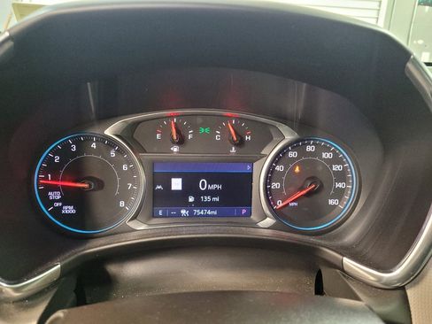 Used 2019 Chevrolet Equinox Premier FWD image 23