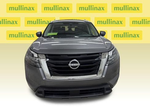 Used 2023 Nissan Pathfinder SV FWD image 15